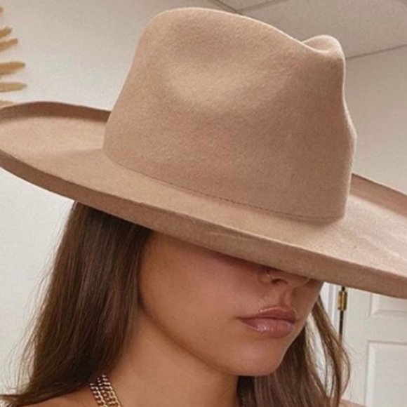 Kaitlynn Hat in Pecan Wool Felt Panama - Picture 3 of 6